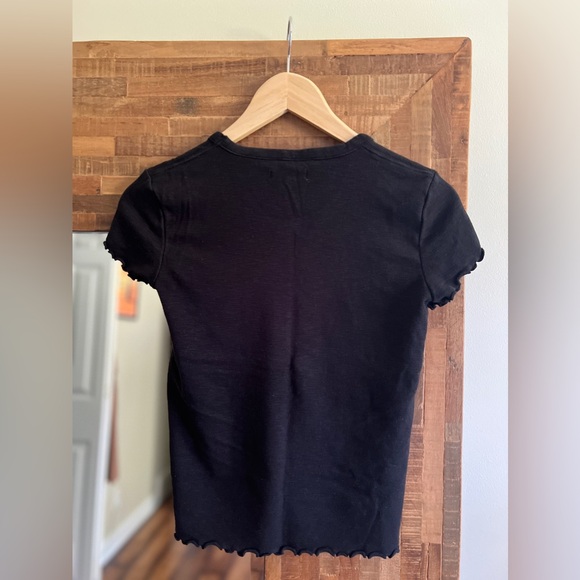 Madewell Black Lettuce Edge Baby Tee XS - Picture 4 of 4